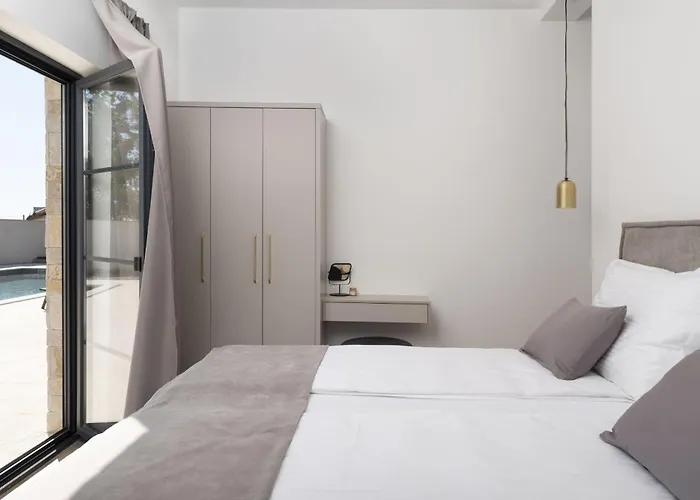 Zrinchi Zadarvillas *