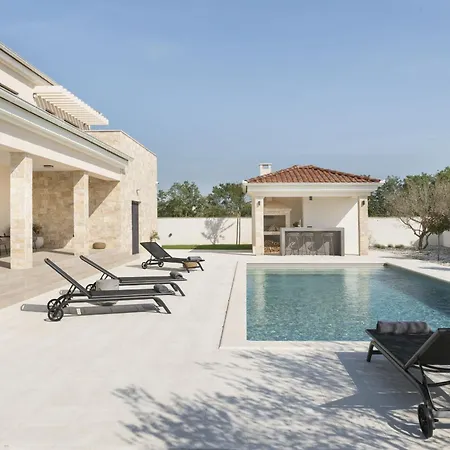 Zrinchi Zadarvillas *