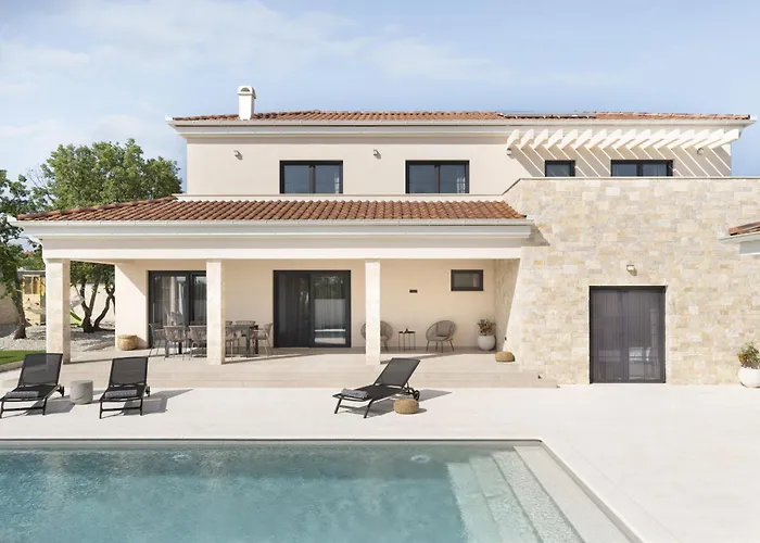 Zrinchi Zadarvillas Vila *